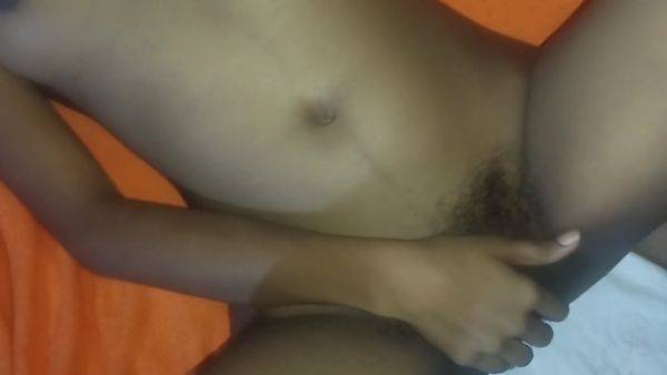 Srilankan Sinhala Rich Lady With A Boy.සප එකට ආප සලලකර කලල (part 02) - hclips.com - India on nochargetube.com