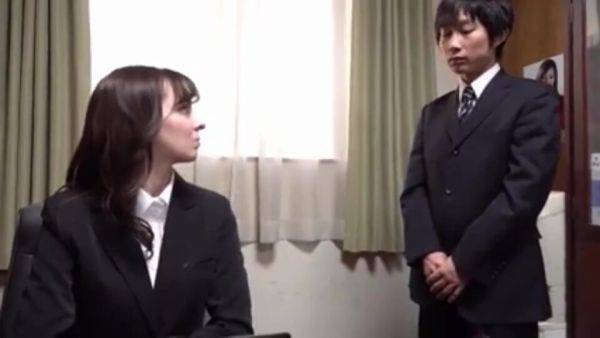 07902 Beautiful woman is in agony - hclips.com - Japan on nochargetube.com