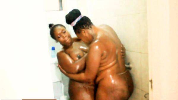 Black BBW Lesbians Wet Pussy Fingering and Licking - drtuber.com on nochargetube.com