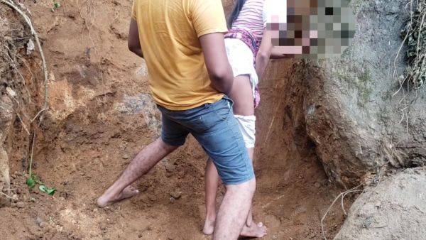 පස වඩපල කලලට ගහව ච යනකම Sri Lanka Outdoor Fun - desi-porntube.com - India - Sri Lanka on nochargetube.com