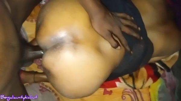 Bade Aunty Ki Chut Dekh Kar Raha Nahin Gaya Fir Ho Gaya Chudai By Bengaliauntykichut - desi-porntube.com - India on nochargetube.com