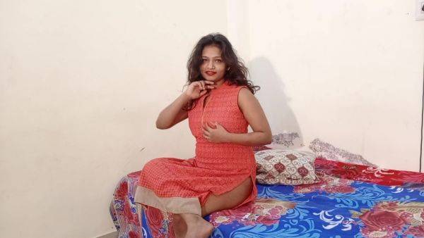 18 Year Old Indian College Babe With Big Boobs Enjoying Hot Sex - hclips.com - India on nochargetube.com