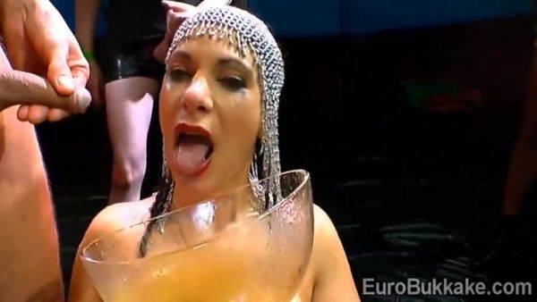 Filthy European Hottie Goes Wild While The Golden Rain - hclips.com on nochargetube.com