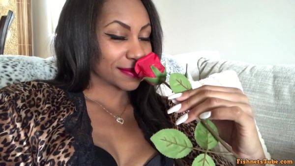 Hot Ebony Cougar Is Gonna Kiss Your Dickhead - Sugar Baby - hclips.com - France on nochargetube.com