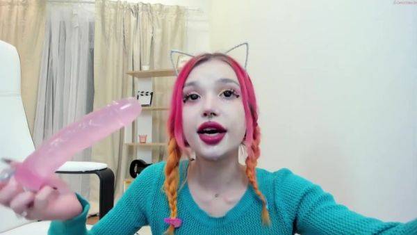 Deepthroat Queen Fucking Her Throat With Long Dildo - hclips.com on nochargetube.com