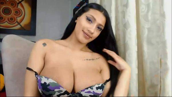 Busty Latina Babe Teaes In Front Of Webcam - hclips.com on nochargetube.com