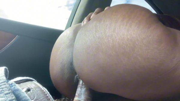 Phat ass ebony passenger has no money to pay for the fare - anysex.com on nochargetube.com