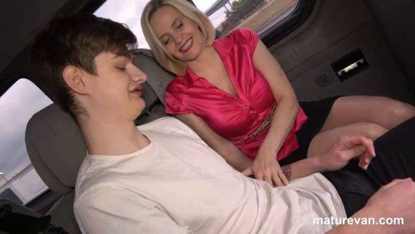 Watch this blonde cougar pick up young Hitchhiker and get down and dirty in the MatureVan - sexu.com on nochargetube.com