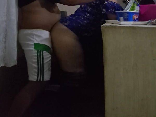 Maid Delivers Ass In The Kitchen - desi-porntube.com - India on nochargetube.com