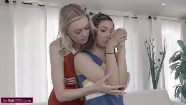 Amber Moore And Nina Nieves In Girlgirlxxx - Cheerleader Lesbians Stretch Their Pussies Out - upornia.com on nochargetube.com