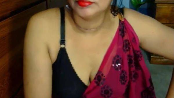 Hot Indian Milf - desi-porntube.com - India on nochargetube.com