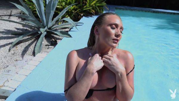 AJ Applegate in Sun Block - PlayboyPlus - hotmovs.com on nochargetube.com