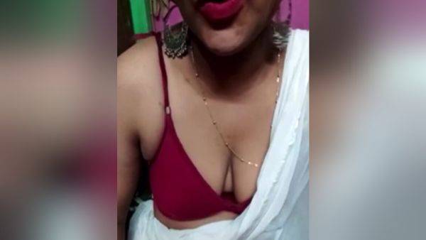 Devar Bhabhi In Bhabhi Ke Boobs Chussoge Dewar Ji Aao Na Chood Lo Muje - desi-porntube.com on nochargetube.com