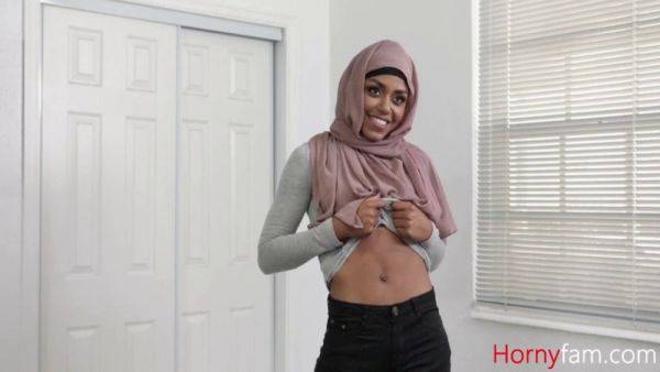 Milu Blaze gets her big tits and ass pleasured by her stepbrother's big cock in her hijab - sexu.com on nochargetube.com