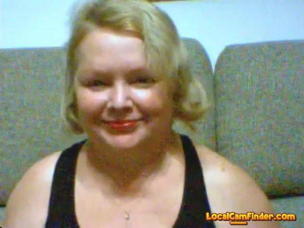 Beautiful Granny Masturbate 1 - hclips.com on nochargetube.com