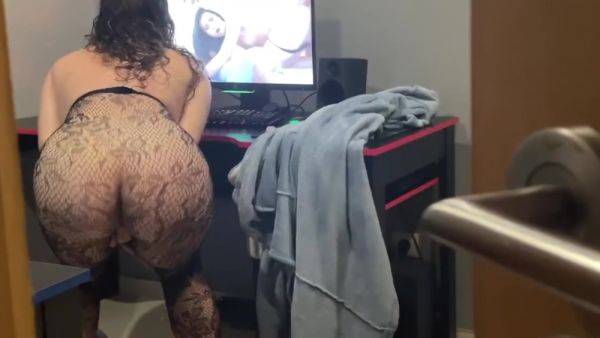 Catching My Stepsister Watching Porn With A Hidden Cam 6 Min - upornia.com on nochargetube.com