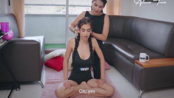 A Teacher Takes Advantage Of Her Student In A Tantric Yoga Class - hotmovs.com - Colombia on nochargetube.com