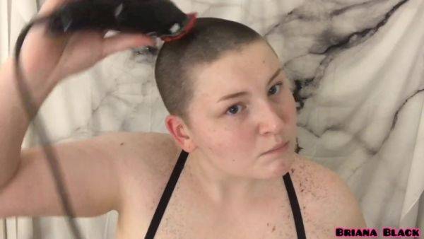 All Natural Babe Films Head Shave For First Time - Big tits - xtits.com on nochargetube.com