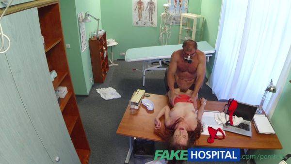 Chelsie Sun gets her pussy filled with hot cream while being an examined patient at FakeHospital - sexu.com - Czech Republic on nochargetube.com