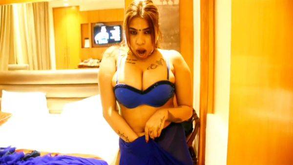 Anam Khan Desi - upornia.com - India on nochargetube.com