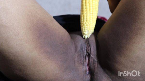 Stepmom Plays With Corn When She Horny - desi-porntube.com on nochargetube.com