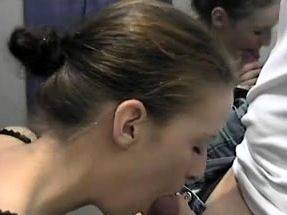 Amateur 19 Year Old Blow Job In Changing Room - drtuber.com on nochargetube.com