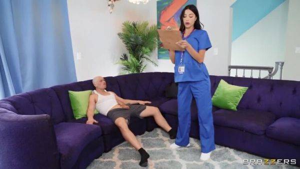 Nurse Azul's House Visit: A Big-Titted MILF's Medical Attention - veryfreeporn.com on nochargetube.com