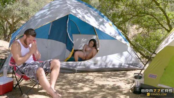 Dillion Harper - Raising the Tent - porntry.com on nochargetube.com