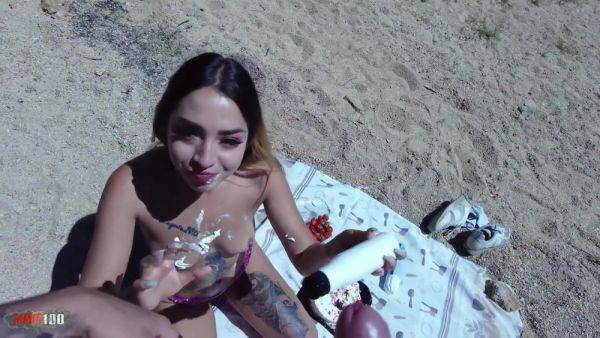 Hardcore Picnic For Young Colombian Melania Dark And Her Boyfriend Yeri - videomanysex.com - Colombia on nochargetube.com