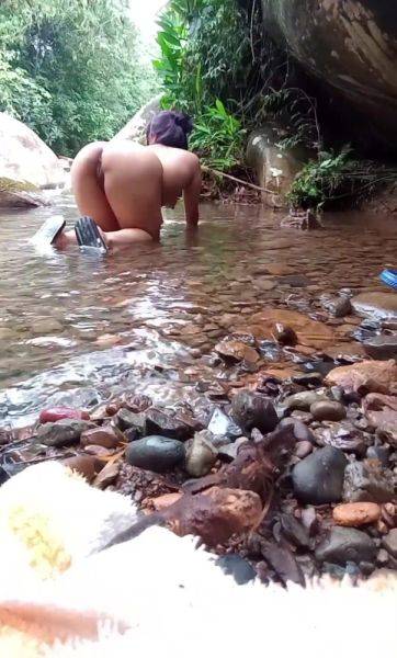 Asian Milf fucked in the river in exclusive amateur porn - anysex.com on nochargetube.com