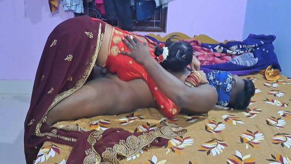 Indian Young Bhabhi Ke Sath Chudai In Hindi Fuck Video - desi-porntube.com - India on nochargetube.com