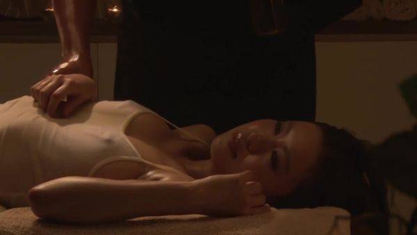 Aphrodisiac Japanese Oil Massage Squirting Orgasm - upornia.com - Japan on nochargetube.com