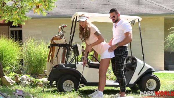 Blonde Golf Instructor Gets Stiffened Up by Big Cock Outdoor - veryfreeporn.com on nochargetube.com