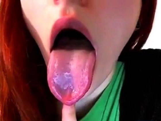 Beautiful Tongue 1 - drtuber.com on nochargetube.com