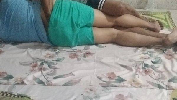 Rose Babe Take Care Of Hasband In Mouth - desi-porntube.com - India on nochargetube.com