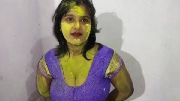 Devar Bhabhi - Indian Holi Sex Hindi Audio - desi-porntube.com - India on nochargetube.com