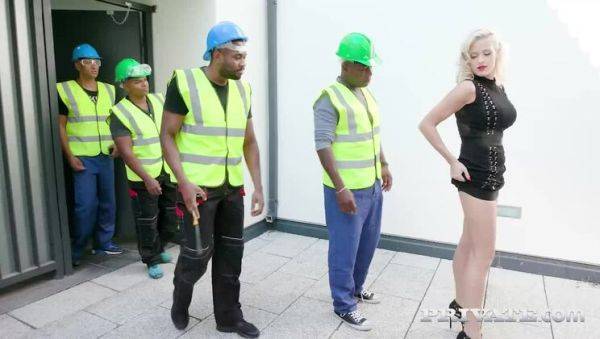 Blonde Nympho Takes on Black Studs - porntry.com on nochargetube.com