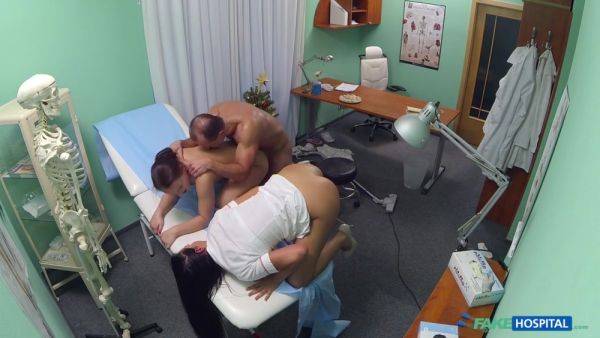 Doc, Cleaner, Nurse Xmas Threesome Sex - videomanysex.com on nochargetube.com