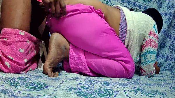 Indian Dasi Maid And Boss Sex In The Office - upornia.com - India on nochargetube.com