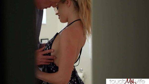 Catching My Curvy Spouse Sage Pillar's Intimate Encounter - TouchMyWife - - porntry.com on nochargetube.com