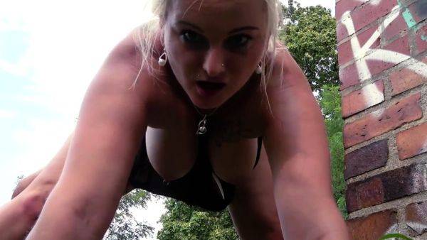 Amateur German mature fucked outdoor - drtuber.com - Germany on nochargetube.com