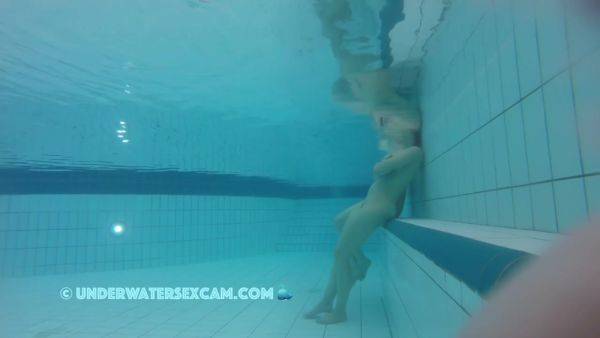The Two Of Them Just Hang Out Naked In The Pool - hclips.com on nochargetube.com