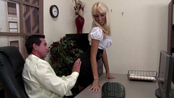 Adorable blonde gets laid at the office with her new boss - xbabe.com on nochargetube.com