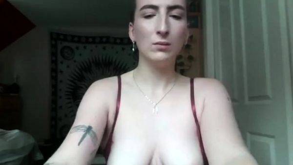 Busty curly brunette with big boobs fucks on couch - drtuber.com on nochargetube.com