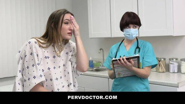 Everly Haze Needs Doctors Help With Back Pain - videomanysex.com on nochargetube.com