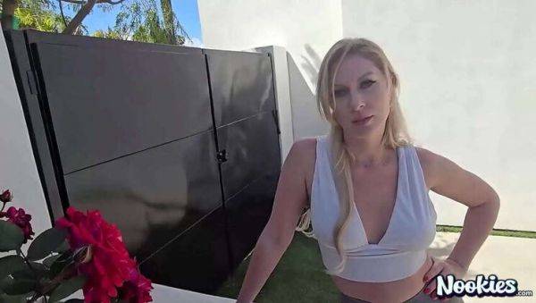 Nookies: Housewife Sydney Paige's Outdoor Fuck - porntry.com on nochargetube.com