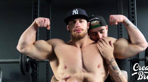 Tattooed Casey Cooper Worships Matt Luscious Armpit - drtuber.com on nochargetube.com