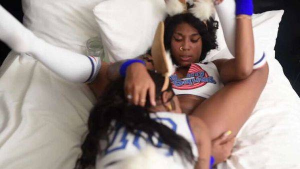 Ebony Lesbians Tinee & Lola: Hot Scissoring & Pussy Eating Action - xxxfiles.com on nochargetube.com