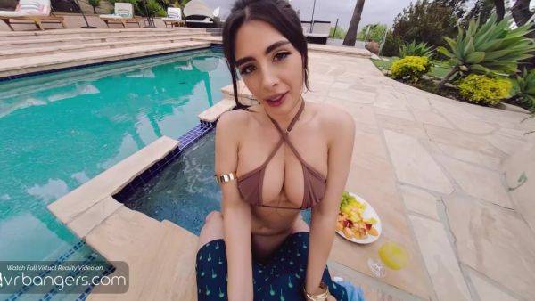 Busty Brunette Tru Kait gives a blowjob in the outdoor pool - anysex.com on nochargetube.com
