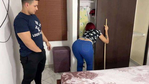My Stepmom in Tight Pants: A Sensual Cleaning Amateur - xxxfiles.com on nochargetube.com